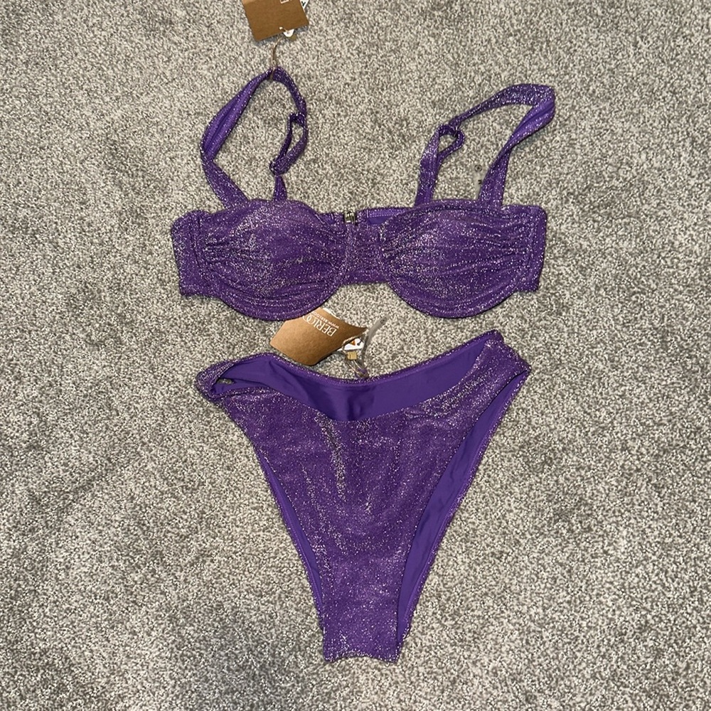 NWT women’s purple bikini set. Size medium.